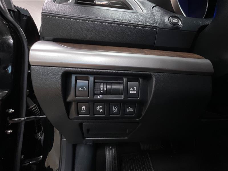 Used 2018 Subaru Outback 2.5i Limited AWD/4WD image 19
