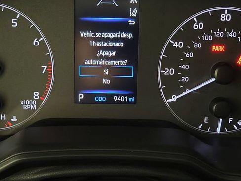 Used 2025 Toyota Corolla SE FWD image 2
