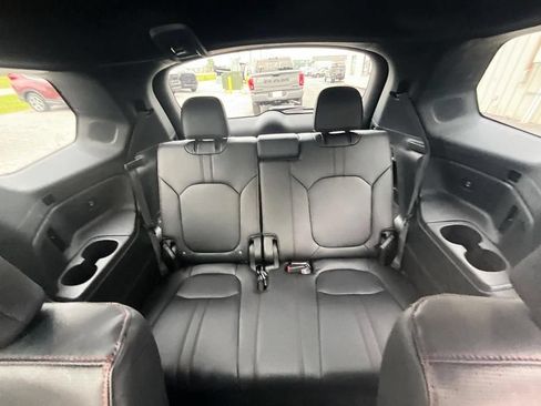 Used 2025 Honda Pilot Black Edition image 38