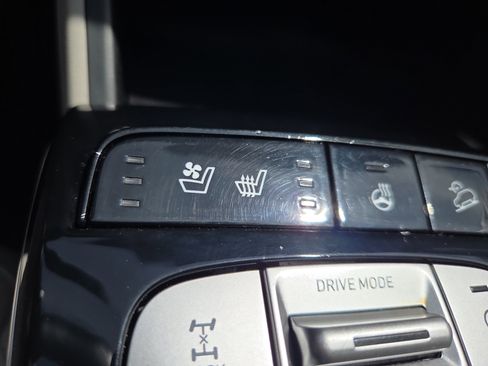 Used 2024 Hyundai Tucson Limited image 15