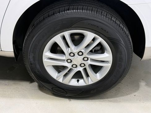 Used 2021 Buick Enclave Preferred image 8