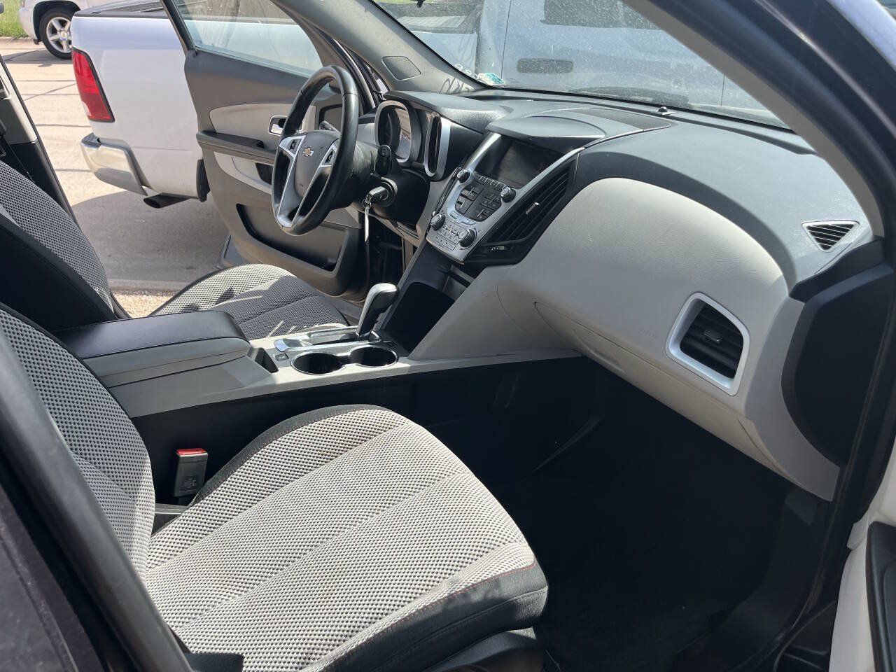 Used 2013 Chevrolet Equinox LT w/ Driver Convenience Package AWD/4WD image 18
