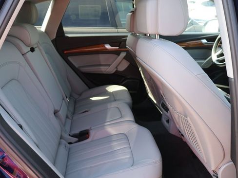 Used 2023 Audi Q5 2.0T Premium Plus AWD/4WD image 24