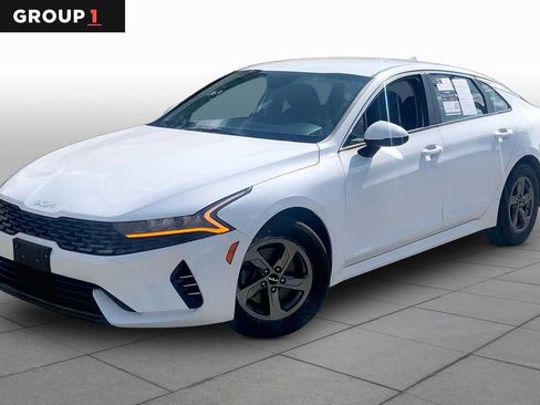 Certified 2022 Kia K5 LXS FWD image 1