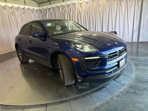 Used 2024 Porsche Macan AWD/4WD image 2
