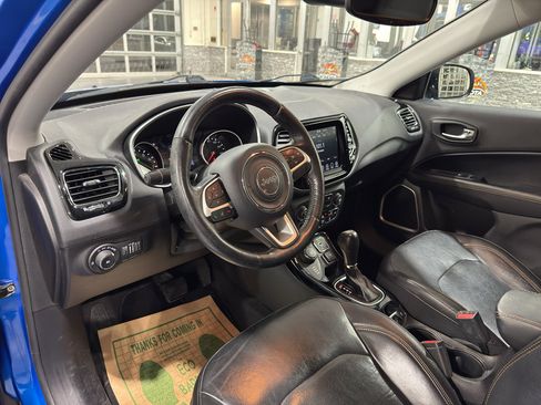 Used 2019 Jeep Compass Limited image 10