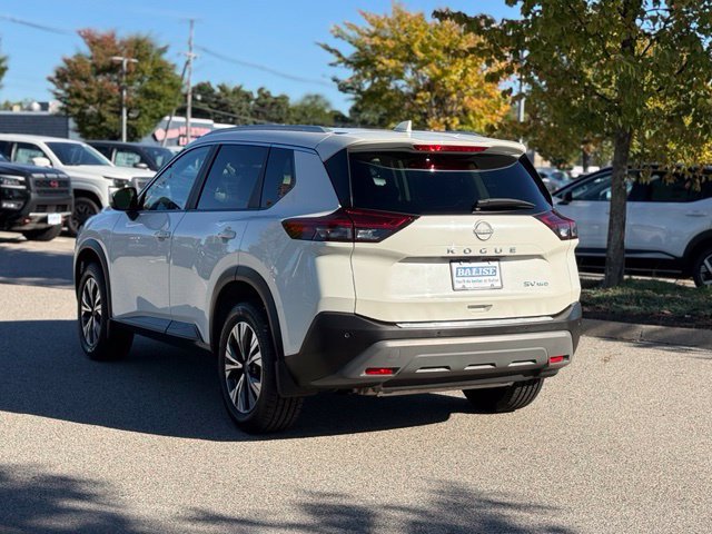 Certified 2023 Nissan Rogue SV w/ SV Premium B Package AWD/4WD image 10