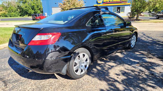 Used 2010 Honda Civic LX image 6