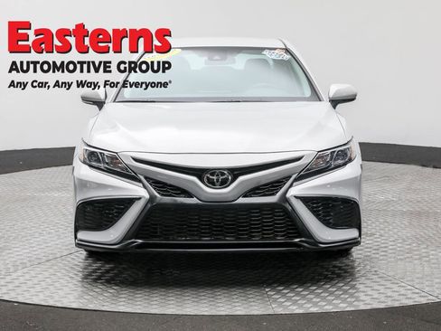 Used 2024 Toyota Camry SE image 2