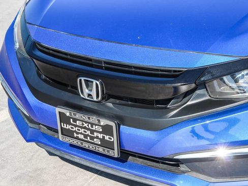 Used 2019 Honda Civic LX image 9