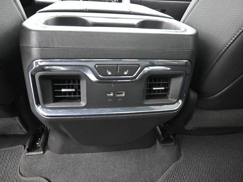 Used 2023 GMC Sierra 1500 Denali w/ Denali Reserve Package AWD/4WD image 14