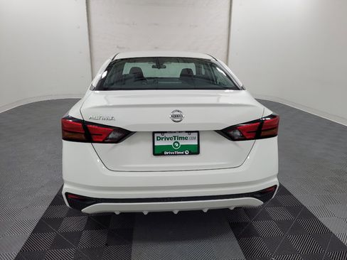 Used 2022 Nissan Altima 2.5 S FWD image 6