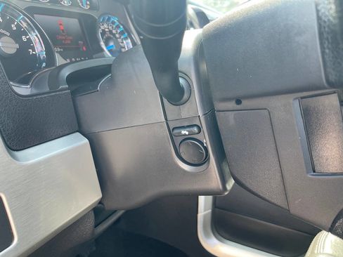 Used 2013 Ford F150 Platinum image 27