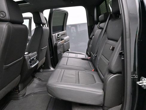 Used 2021 GMC Sierra 2500 Denali w/ Denali Black Diamond Edition AWD/4WD image 30