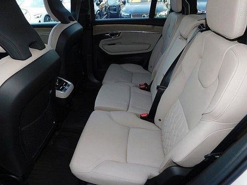 New 2026 Volvo XC90 B6 Plus w/ Protection Package Premier AWD/4WD image 13