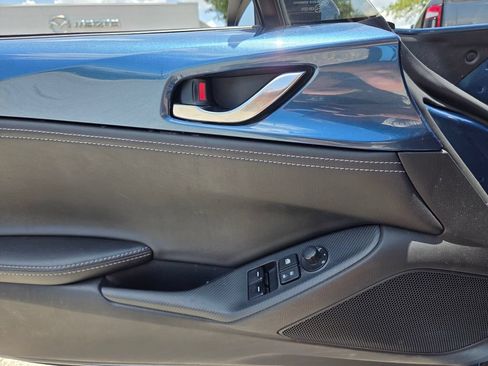 Used 2020 MAZDA MX-5 Miata Grand Touring RWD image 20