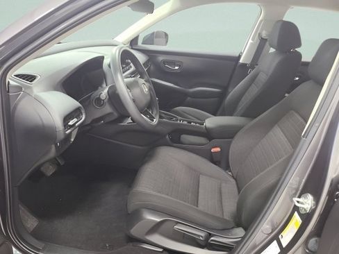 Used 2025 Honda HR-V LX image 16