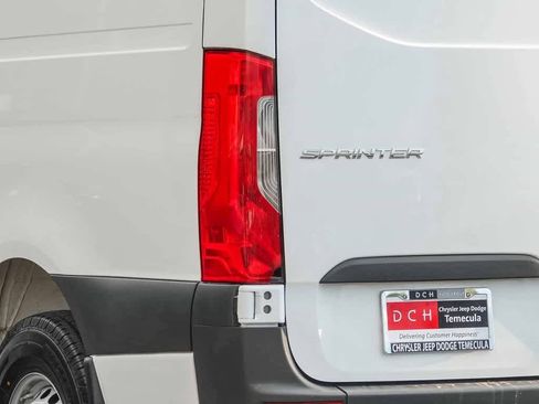 Used 2020 Mercedes-Benz Sprinter 2500 image 7
