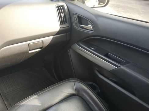 Used 2019 Chevrolet Colorado LT w/ Redline Special Edition image 16