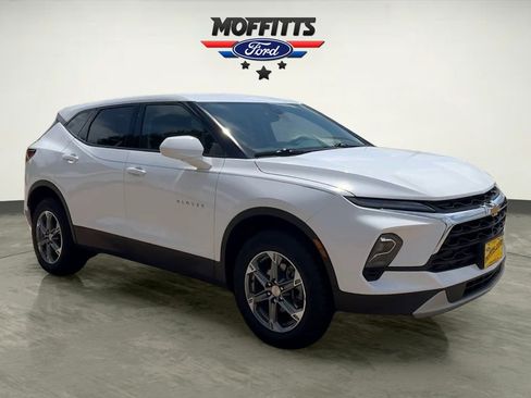 Used 2023 Chevrolet Blazer LT w/ Driver Confidence Package AWD/4WD image 7