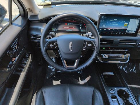 Certified 2024 Lincoln Corsair Grand Touring AWD/4WD image 16
