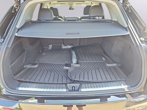Certified 2025 Audi Q5 Premium w/ Convenience Package AWD/4WD image 34