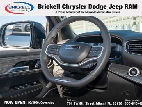 Used 2024 Jeep Wagoneer L Series II w/ Flexible Seating Group image 22