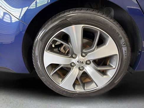 Used 2020 Kia Optima S FWD image 32