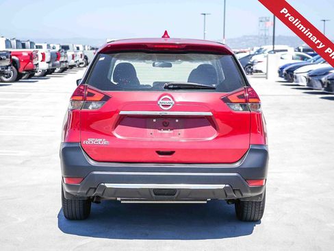 Used 2017 Nissan Rogue S FWD image 7