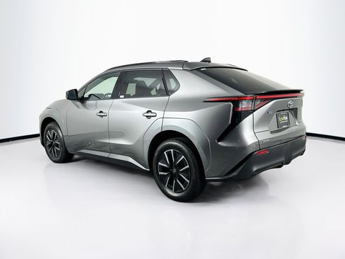 Used 2026 Toyota bZ FWD image 5