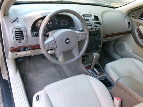 Used 2005 Chevrolet Malibu LT image 10