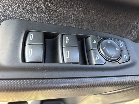 Used 2025 Chevrolet Silverado 2500 Custom w/ Custom Value Package image 24