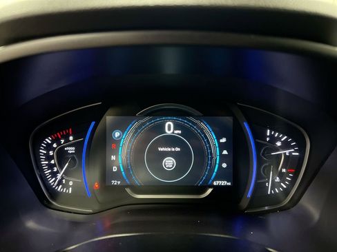 Used 2019 Hyundai Santa Fe SEL image 11