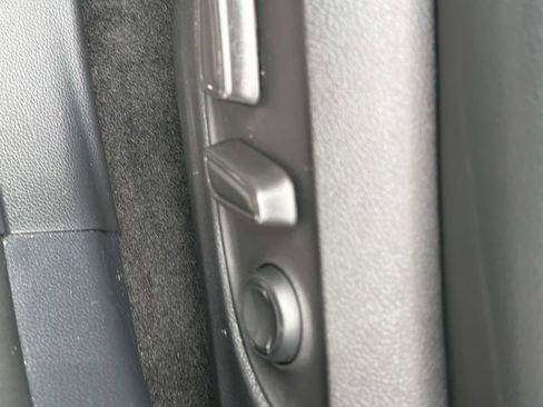 Certified 2026 Toyota Highlander XLE AWD/4WD image 27