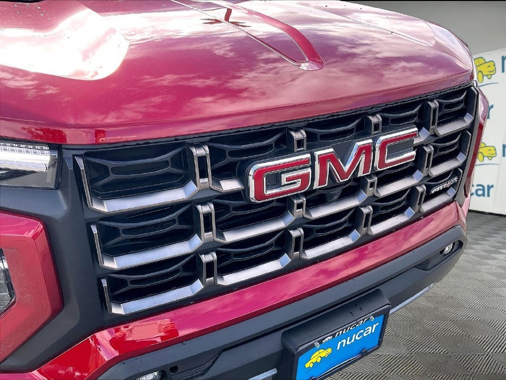 Used 2025 GMC Canyon AT4 w/ AT4X Package AWD/4WD image 30