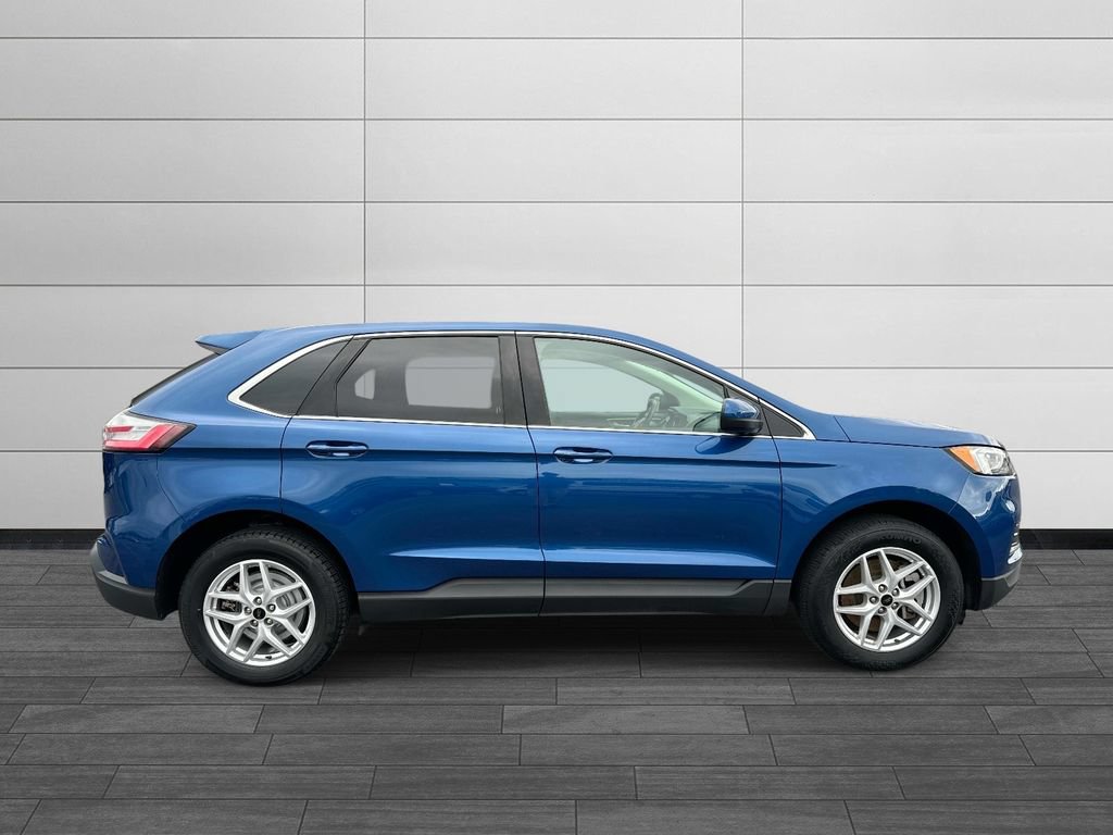 Used 2024 Ford Edge SEL AWD/4WD image 2