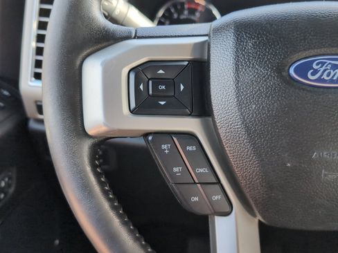 Used 2017 Ford F250 Lariat w/ Chrome Package image 16