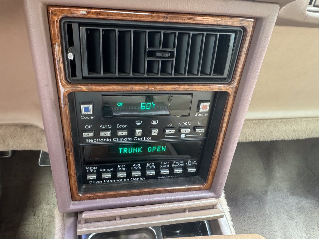 Used 1989 Cadillac Eldorado Coupe FWD image 21