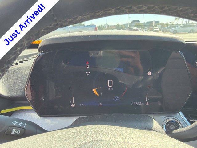 Used 2025 Chevrolet Trax LT w/ Driver Confidence Package FWD image 40