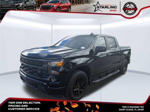 Used 2023 Chevrolet Silverado 1500 Custom AWD/4WD image 1