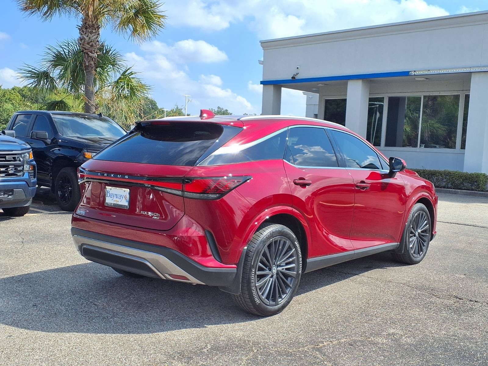 Used 2026 Lexus RX 350h w/ Convenience Package AWD/4WD image 2