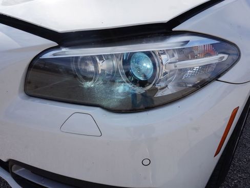 Used 2014 BMW 535i xDrive Sedan image 13