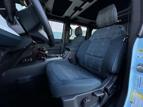 New 2025 Ford Bronco Heritage Edition image 31