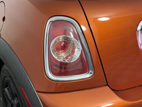 Used 2013 MINI Cooper Hardtop image 8