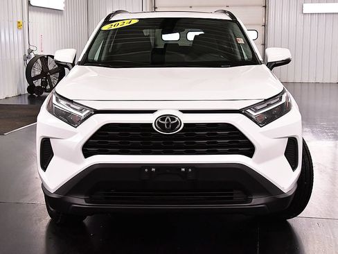 Used 2024 Toyota RAV4 XLE w/ Convenience Package AWD/4WD image 2