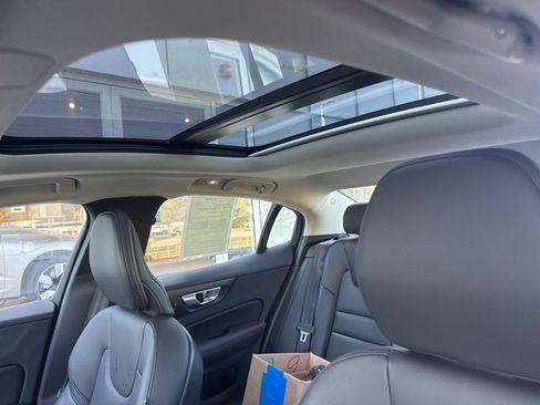 Certified 2024 Volvo S60 B5 Core image 26