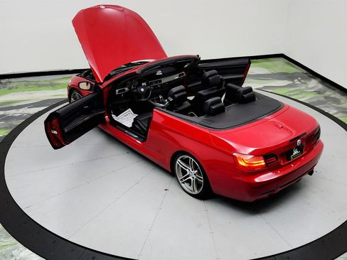 Used 2012 BMW 335is Convertible image 38