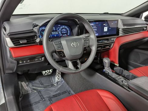 Used 2026 Toyota Camry XSE AWD/4WD image 15