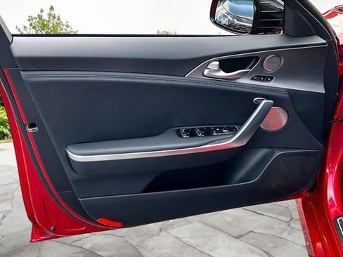 Used 2019 Kia Stinger GT2 AWD/4WD image 21