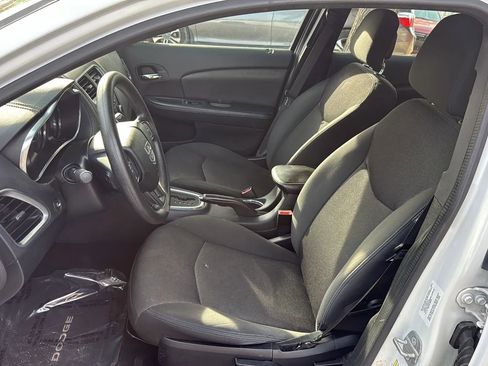 Used 2014 Dodge Avenger SE w/ Blacktop Package FWD image 14